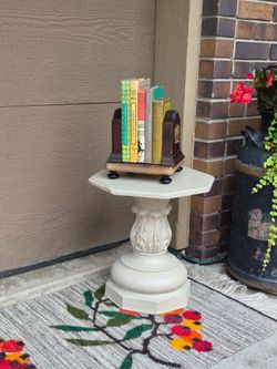 Vintage Hexagonal Leaf Frond Design Roman Pedestal Column Accent Table Plant Stand