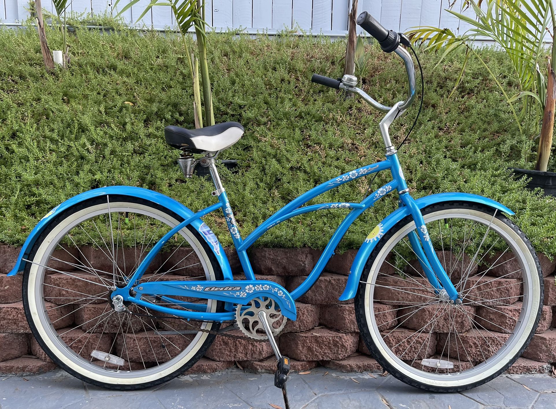 Electra 26” Cruiser 3i Step-Thru Bike