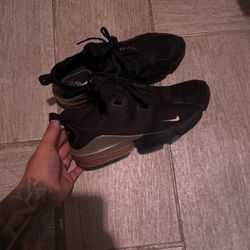 Women's Air Max Infinity Casual Sneakers