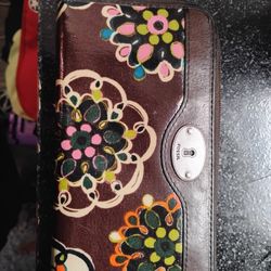 Fossil Wallet 