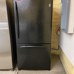 GE PROFILE BLACK FREEZER BOTTOM REFRIGERATOR 