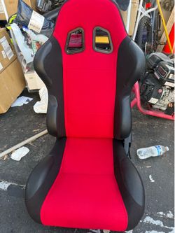 Bucket seat