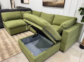 MyComfy Cloud 6-Piece Sectional + Built-In SoundCloud System