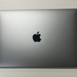 Apple MacBook Pro 13-inch 2019 2.8 4-core i7 16 GB 1TB IRIS + 655 Used