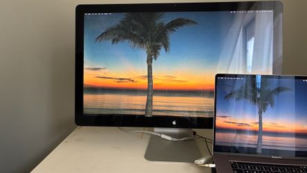 Apple Thunderbolt Display 27”
