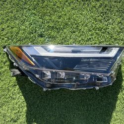 Toyota RAV4 Headlight 2022-2024, Toyota RAV4 Headlamp, Front light, passenger side 