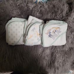 Set Of 3Baby KAYLEEAND DEENA Bath Towels