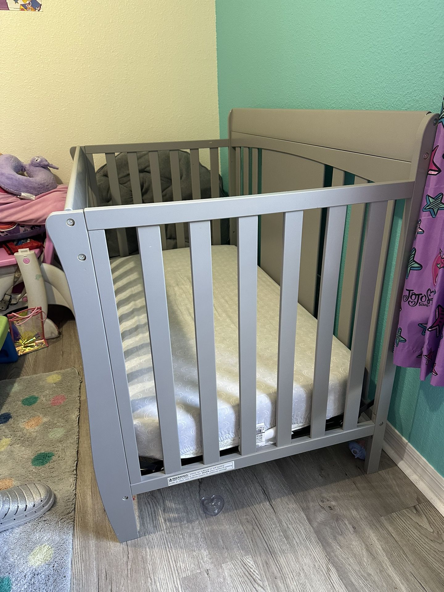 Multifunctional Baby Crib 