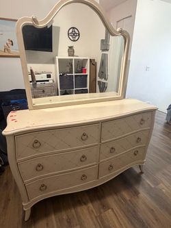 Free Lids Furniture