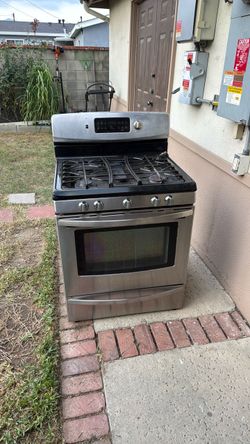 Gas Stove for Sale – Cheap!