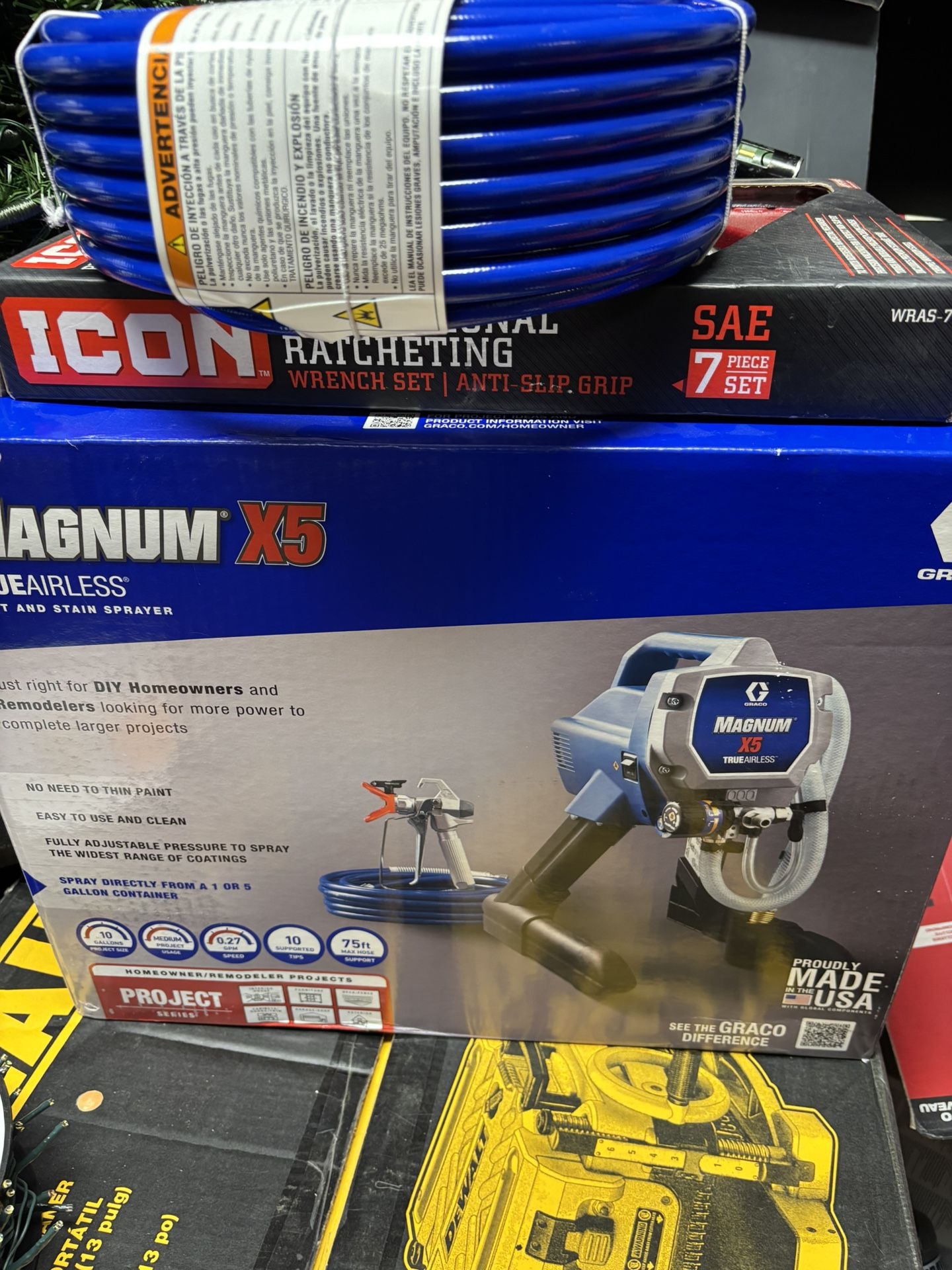 Graco Magnum X5 Airless 3000 PSI Stand Paint Sprayer With Extra 50ft Hose