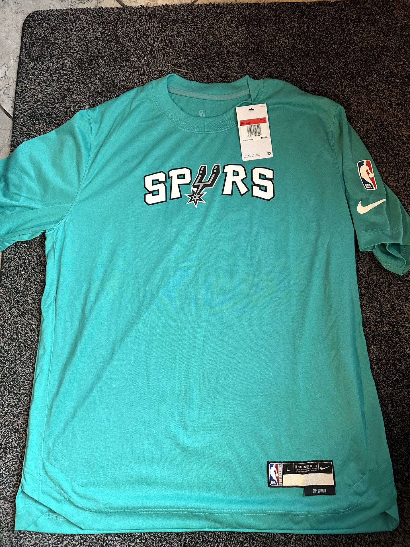 Brand new with tags Nike San Antonio Spurs Shooting Shirt Size large 