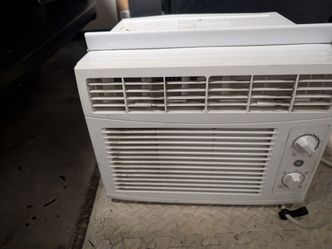 GE 5000 BTU Air Conditioner