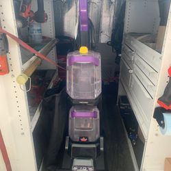 Bissell Carpet Cleaner 
