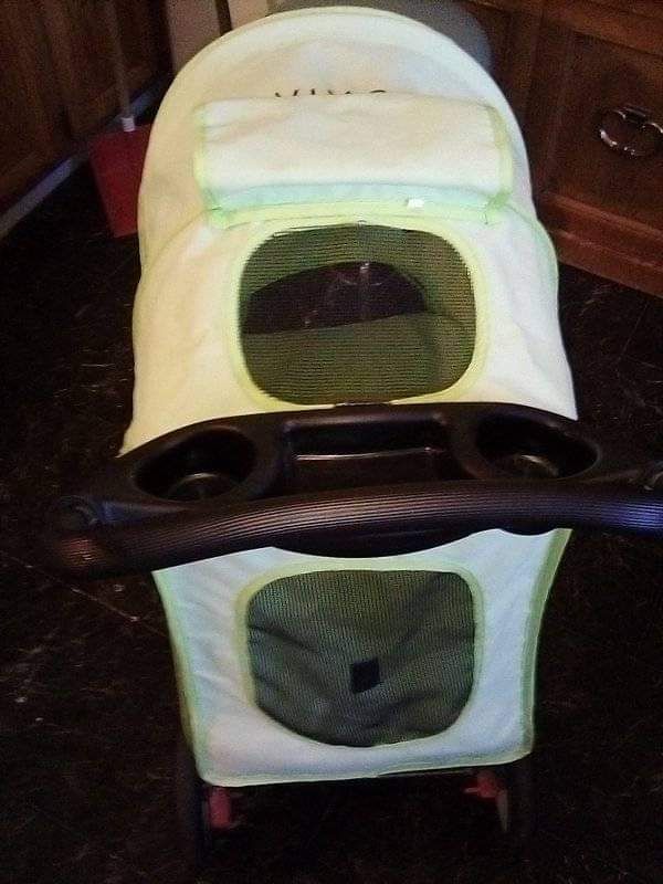 Dog stroller