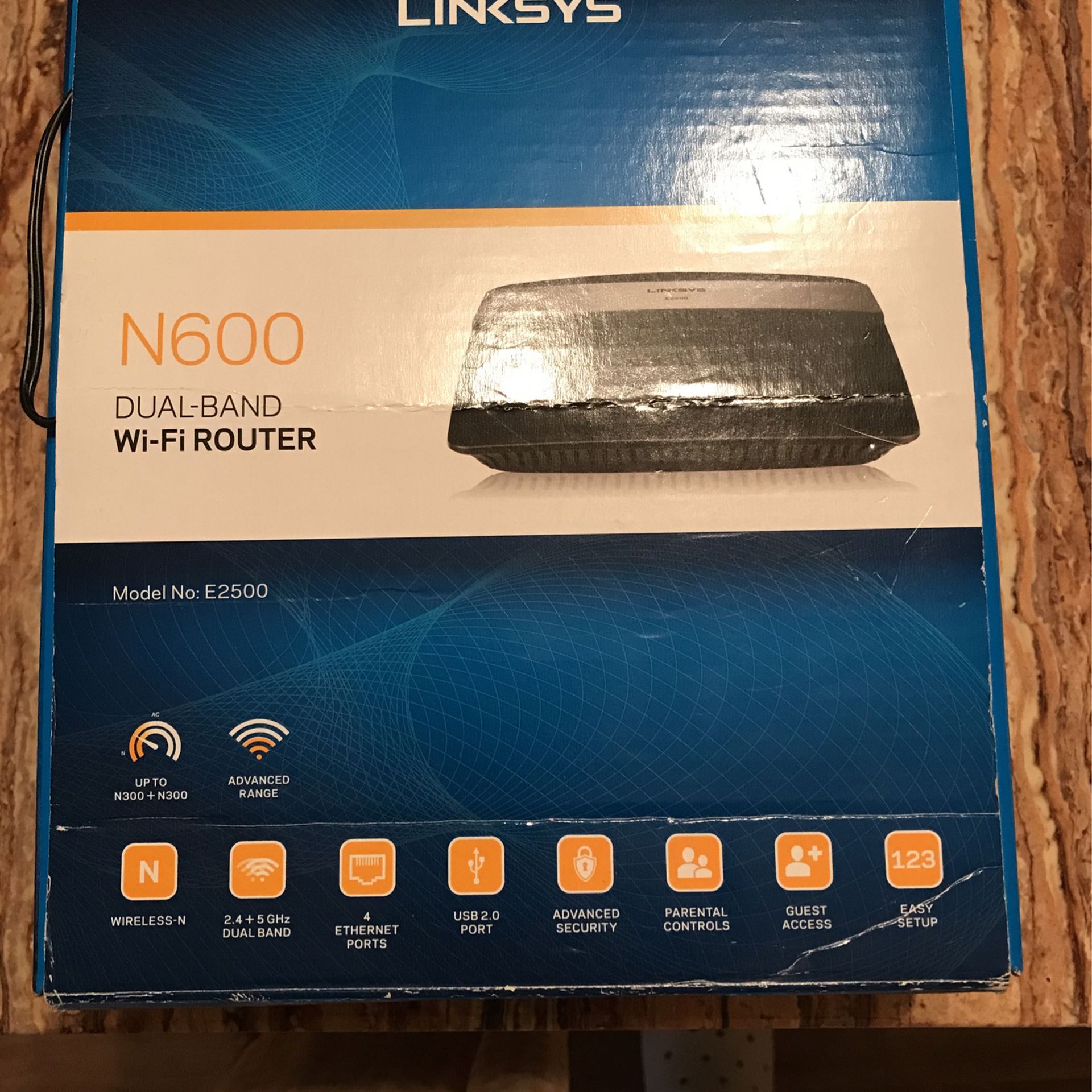 Wi Fi Dual Band Router(Linksys) 