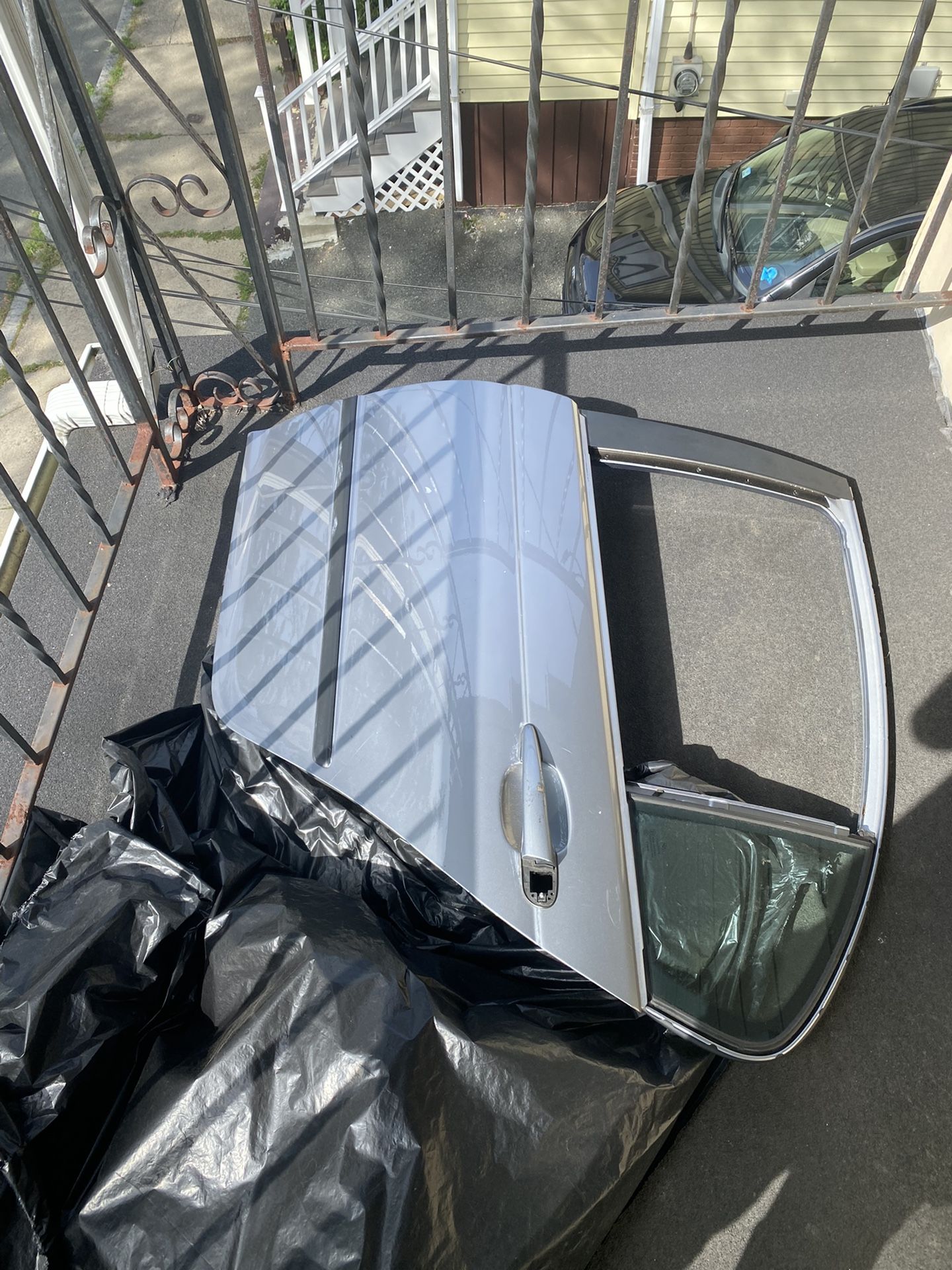 BMW 3 Series 00-05 Rear Left Door. (E46 Chasis)