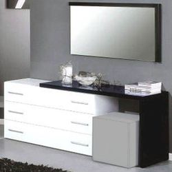 Black&white Queen Bed With Dresser Mirror 