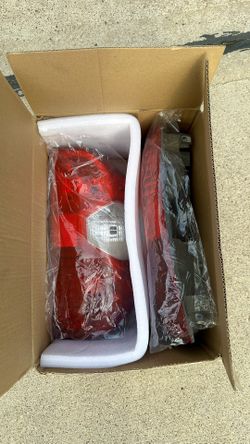 OEM Taillights For Toyota Tundra 2014-2021 Pair Driver and passenger side