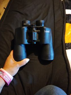 Bushnell Binoculars 
