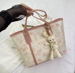 Tote bags