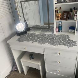 Makeup Vanity Desk With Chair And Light 