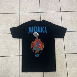 Metallica Covering The World The Club 1997 T-shirt 