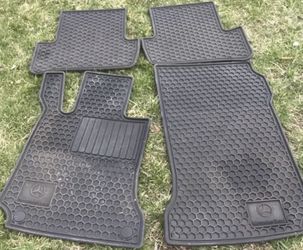 Car Mats Mercedes Benz C300