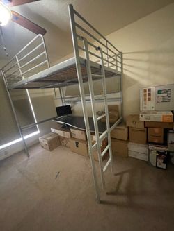 Bunk bed
