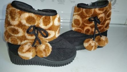 Size 5 Toddlers boots