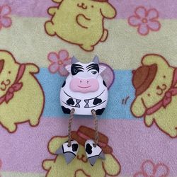 Sitting Cow Rope Decor 