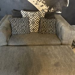 Cindy Crawford Couches