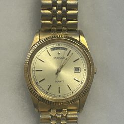 Vintage Pulsar Gold Tone President Day Date Fluted Bezel Quartz Watch 