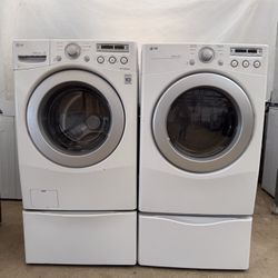 LG Washer And Electric 220v Dryer 