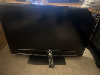 Magnavox 32" HDTV with built In DVD Player