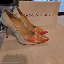 Manolo Blahnik Stiletto Pumps