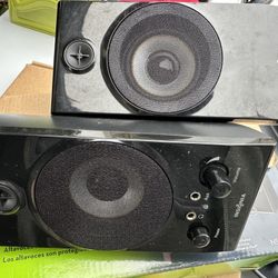 Insignia Stereo Computer Speakers
