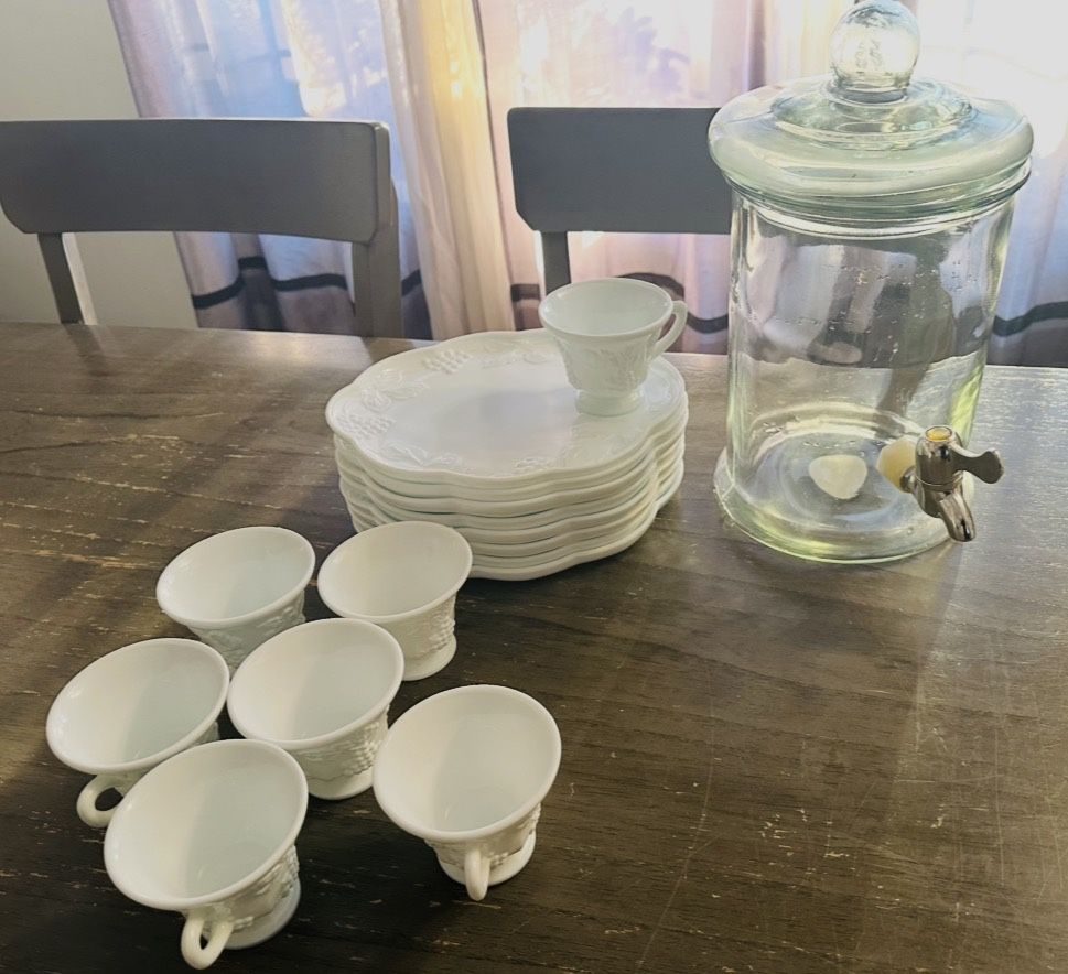 Articulos del hogar. Ubicacion cercana a 14200 Van Nuys blvd Arleta Ca 91331