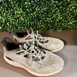 Women’s Adidas Running Shoe Size 9.5