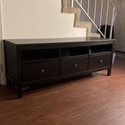 Like New Hemnes Entertainment Console