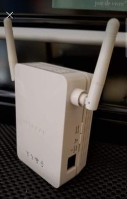 Netgear - Universal Wifi Range Extender WN3000RP