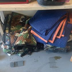 Mover Blankets