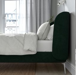 vaas Bedrijfsomschrijving Oprechtheid IKEA Tufjord Velvet Forest Green Queen Size Low Profile Bed Frame- MUST GO  NOW! for Sale in Decatur, GA - OfferUp