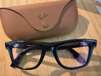 Ray-Ban Meta Smart Glasses
