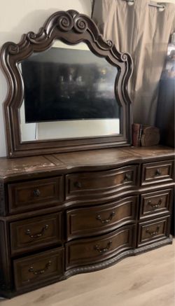 Dressor for sale
