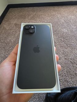 IPHONE 15 PLUS black