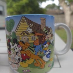 Vintage Disney Store Mickey & Friends Standard 3.5" Collectible Mug
