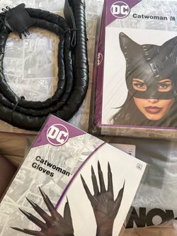Cat women accessories
