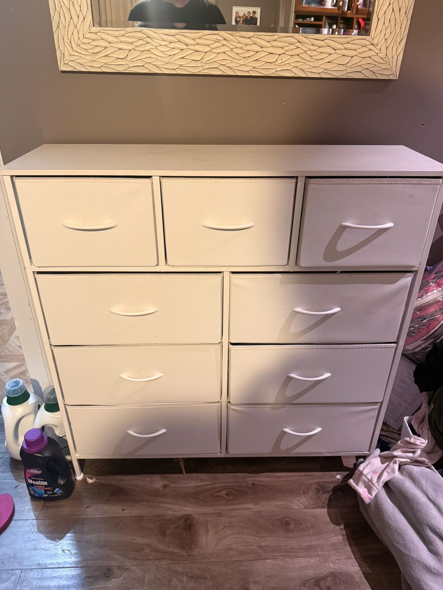White 10-Drawer Fabric Storage Dresser / Organizer