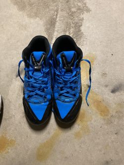 Football cleats size 8.5